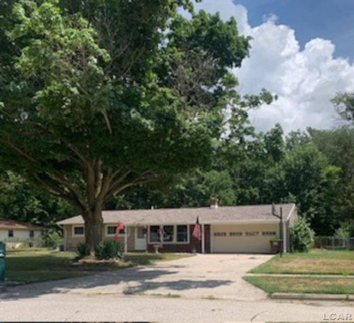 1130 Abbott Ct, Adrian, MI, 49221-1501 | Card Image