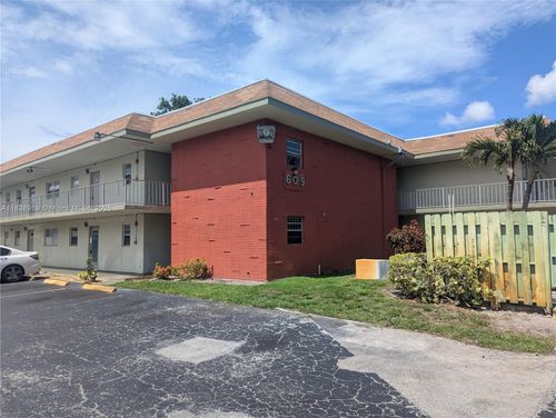 apt-2e-609 S State Road 7, Margate, FL, 33068-1767 | Card Image