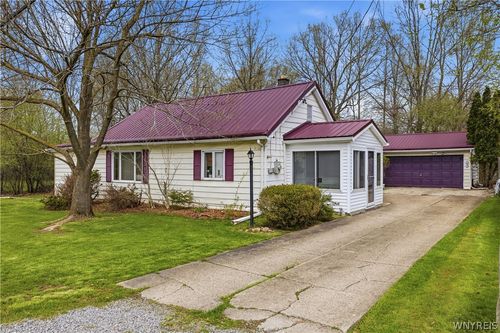 3287 Whitehaven Road, Grand Island, NY, 14072 | Card Image