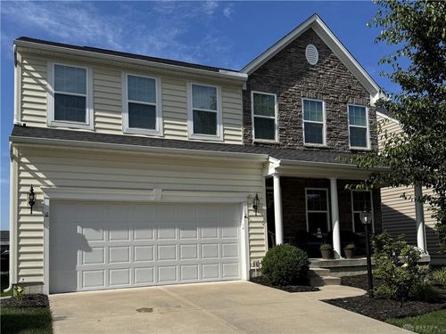 8133 Bushclover Dr, Tipp City, OH, 45371-8450 | Card Image