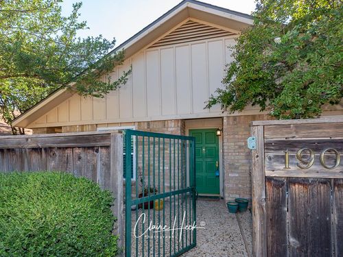 1905 Woodlawn Dr, Midland, TX, 79705-8765 | Card Image