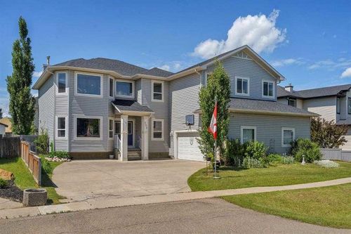 202 Canoe Sq Sw, Airdrie, AB, T4B2N6 | Card Image