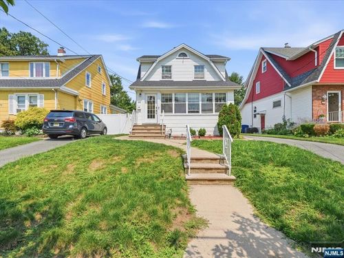 66 Ross Ave, Hackensack, NJ, 07601-4603 | Card Image