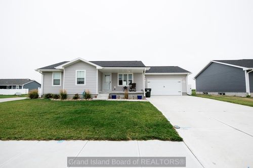 601 Kenneth Drive, Grand Island, NE, 68803 | Card Image