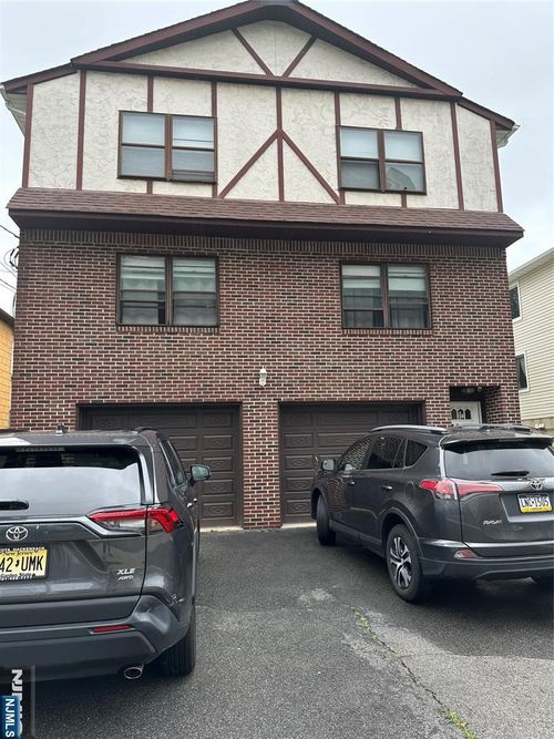 91 Myrtle Ave, Edgewater, NJ, 07020-1855 | Card Image