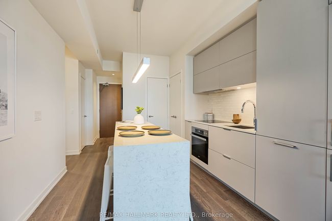 602 - 20 Richardson St, Condo with 2 bedrooms, 2 bathrooms and 1 parking in Toronto ON | Image 8