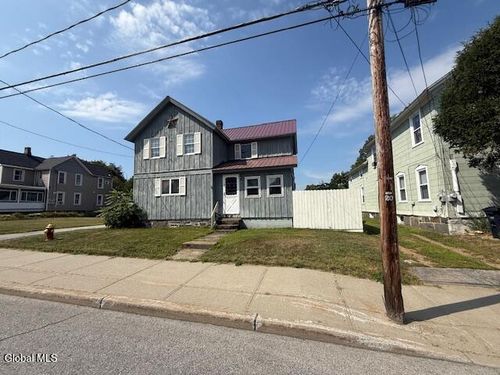 342 Center St, Corinth, NY, 12822-1437 | Card Image