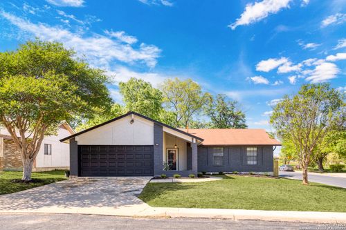 11403 Black Fox Dr, San Antonio, TX, 78245-2556 | Card Image