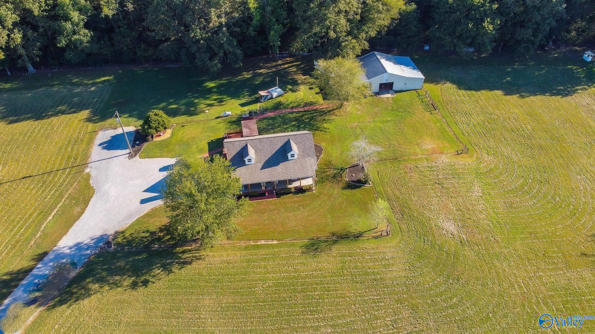 County Road 69 , Danville, AL 35619