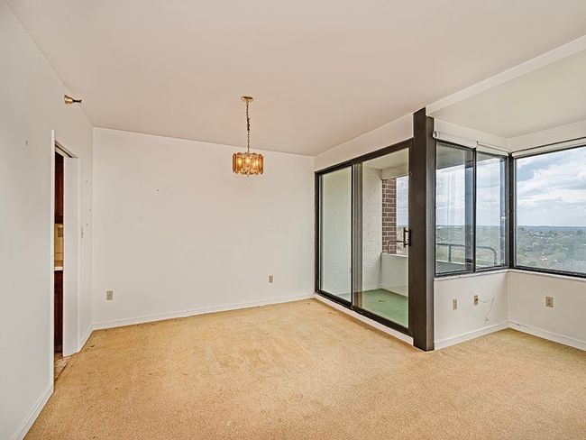 Dining Area | Image 4