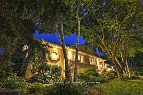 1124 Bridge Rd, Oakville, ON, L6L2B9 | Card Image