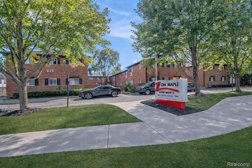 apt-7-629 W Maple Rd, Clawson, MI, 48017-1192 | Card Image