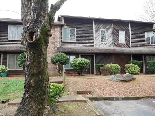 5352 Larch Court, Winston Salem, NC, 27104 | Card Image