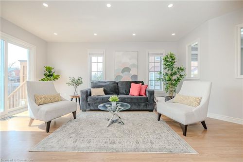 105 Desert Sand Dr, Brampton, ON, L6R1V7 | Card Image