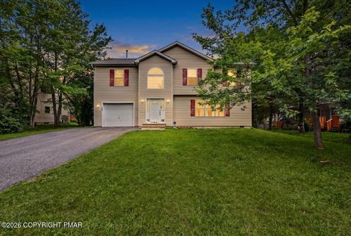 138 Fergus Way, Tobyhanna, PA, 18466-8226 | Card Image