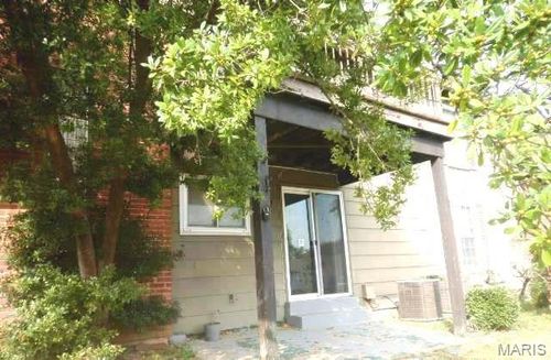 b-6671 Flowerfield Ln, Florissant, MO, 63303 | Card Image