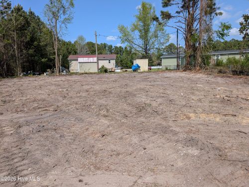 206 2nd Ln, Midway Park, NC, 28544-1732 | Card Image