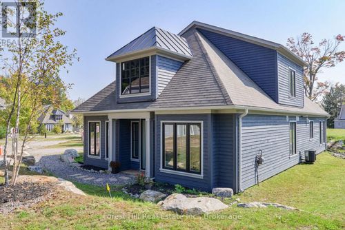 16-2054 Peninsula Rd, Minett, ON, P0B1G0 | Card Image