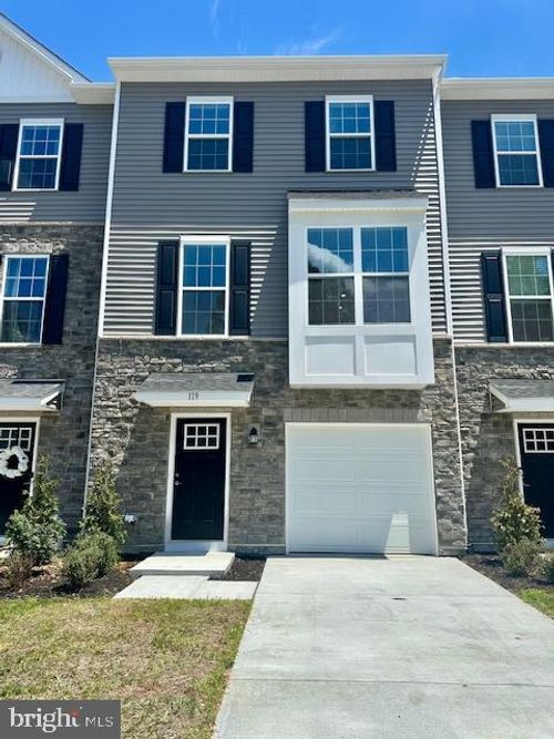 119 W End Ave, Hammonton, NJ, 08037 | Card Image