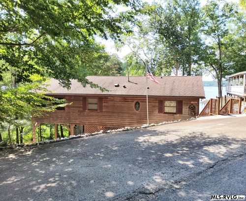 201 Gila Trl, Bracey, VA, 23919-2177 | Card Image