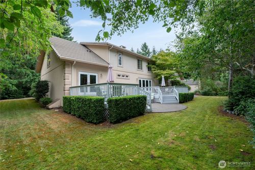 121 E Sterling Dr, Allyn, WA, 98524-8742 | Card Image