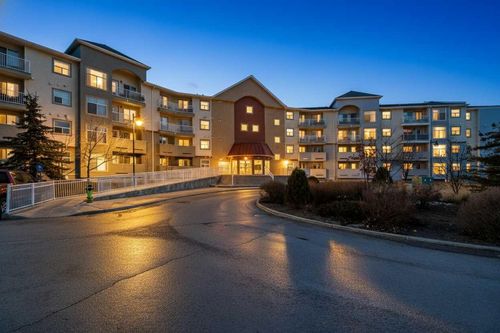 2321-700 Willow Brook Rd Nw, Airdrie, AB, T4B0L5 | Card Image