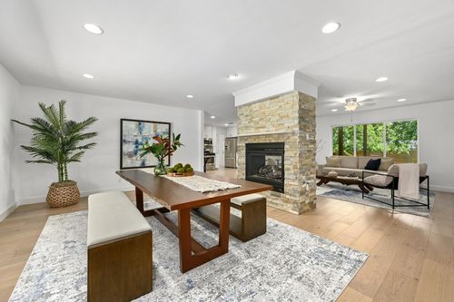 1802 Corona Dr, Austin, TX, 78723-3406 | Card Image