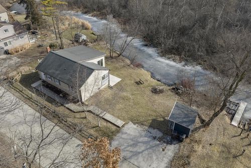 W1271 Beach Road, East Troy, WI, 53120 | Card Image