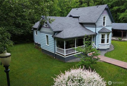 2909 Overpass Rd, Bow, WA, 98232-9504 | Card Image