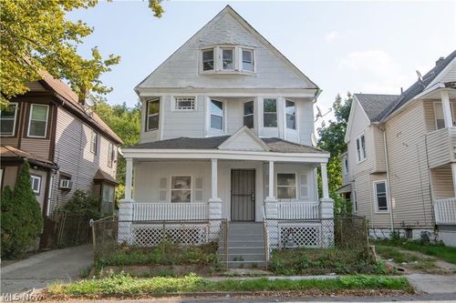 1373 E 89th St, Cleveland, OH, 44106-1023 | Card Image