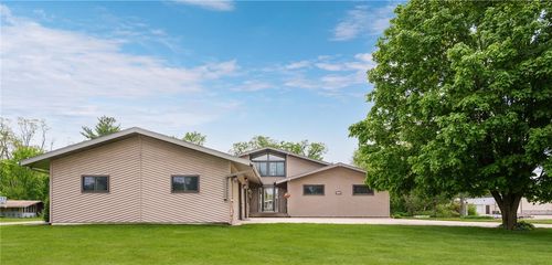23497 Elm St, Independence, WI, 54747-8711 | Card Image