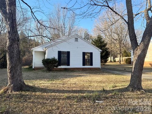 7037 Ravenglass Ln, Mint Hill, NC, 28227-4345 | Card Image