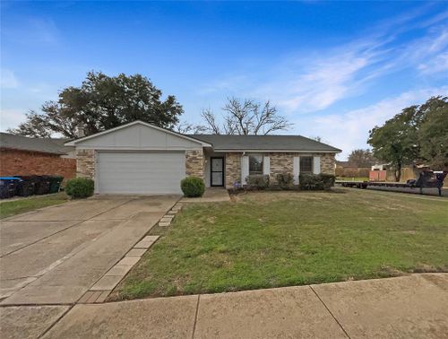 3749 Bridalwreath Drive, Fort Worth, TX, 76133 | Card Image