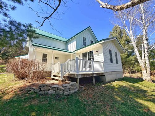 2487 143rd Avenue, Decorah, IA, 52101 | Card Image