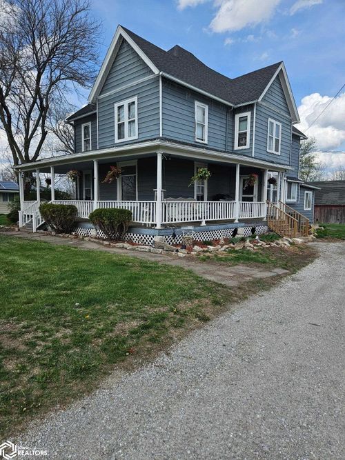 714 S 4th St, Chariton, IA, 50049-2441 | Card Image