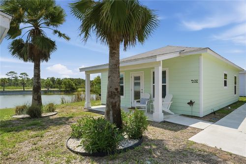 192 Oasis Circle, Rockport, TX, 78382 | Card Image