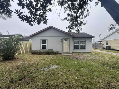 150 S Parkway Dr, Beaumont, TX, 77705-6048 | Card Image