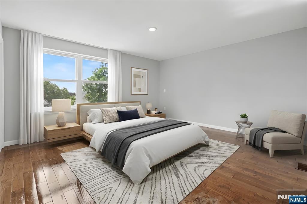 Residential Lease in Newark 2