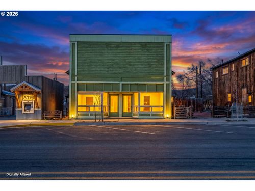 147 Water Aly, Prairie City, OR, 97869-2161 | Card Image