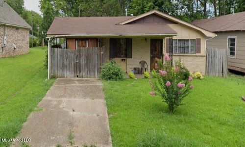 618 Lee Ave, Yazoo City, MS, 39194-3112 | Card Image