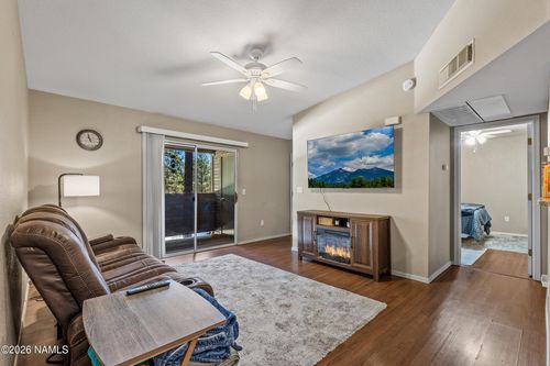 211-1385 W University Ave, Flagstaff, AZ, 86001-7131 | Card Image