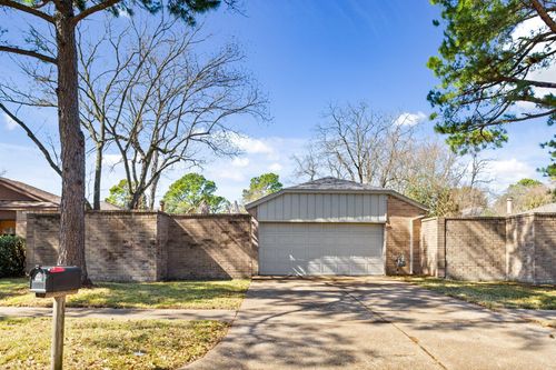 10635 Autumn Meadow Ln, Houston, TX, 77064-4009 | Card Image
