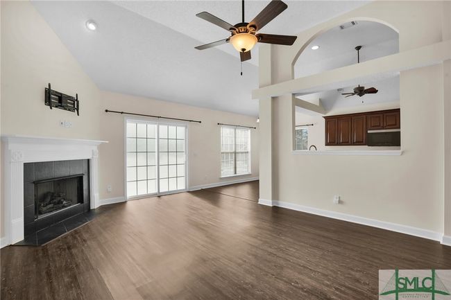 176 Byron Dr, House other with 4 bedrooms, 3 bathrooms and null parking in Richmond Hill GA | Image 5