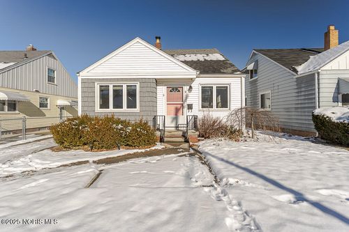 2834 Wyndale Rd, Toledo, OH, 43613-3241 | Card Image