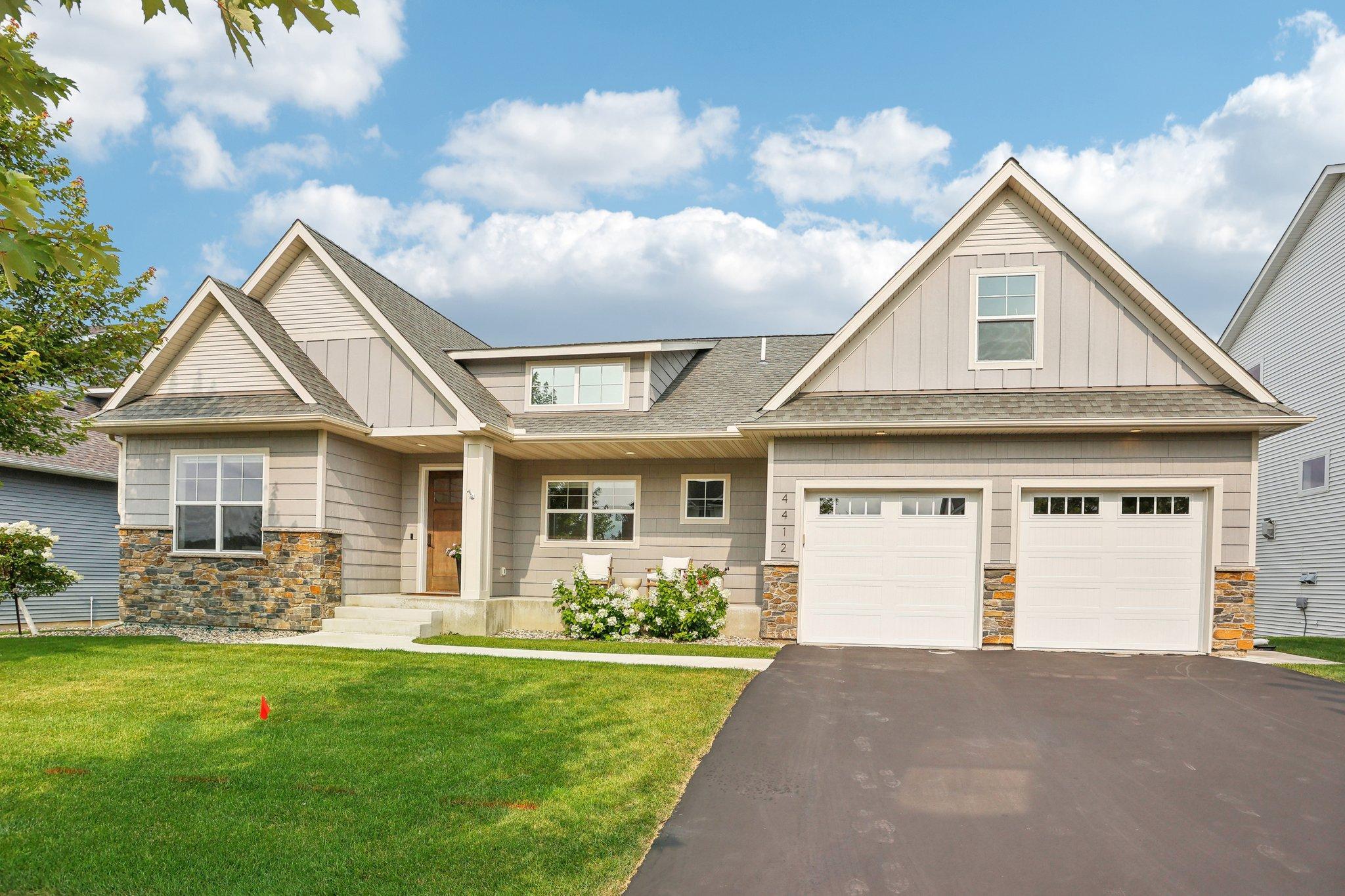 Savanna Trl, Chaska, MN 55318