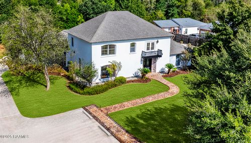 9324 Forest Rd, Abbeville, LA, 70510-2123 | Card Image