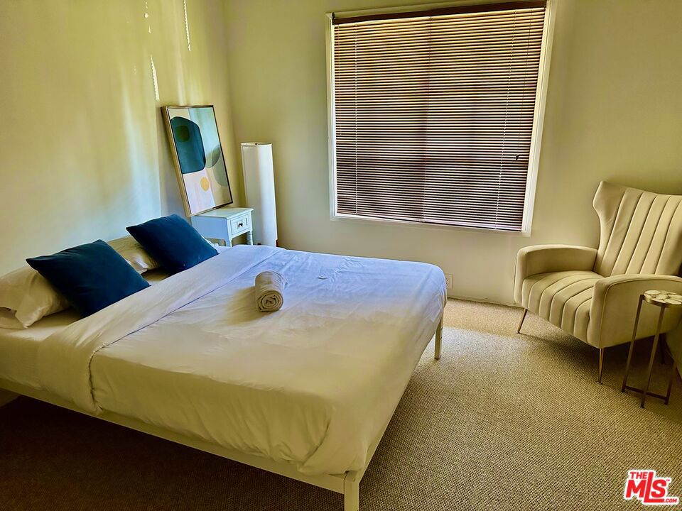 Residential Lease in Los Angeles 2