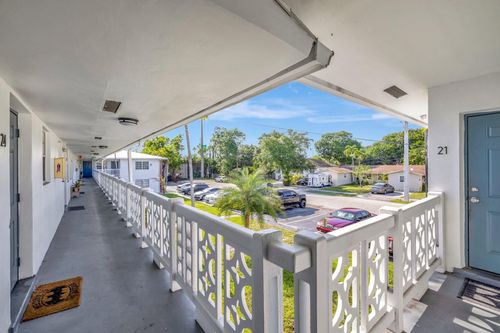 1916 Sw 11th St, Fort Lauderdale, FL, 33312-3286 | Card Image