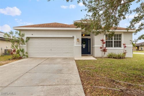 300 Shadow Lakes Dr, LEHIGH ACRES, FL, 33974-0807 | Card Image