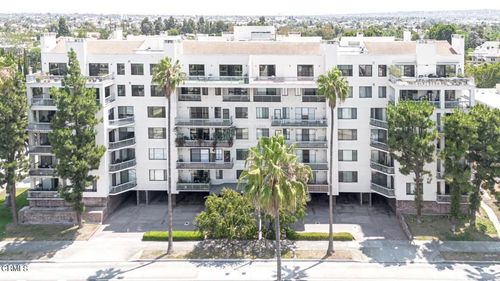 apt-406-4460 Wilshire Blvd, Los Angeles, CA, 90010-3731 | Card Image
